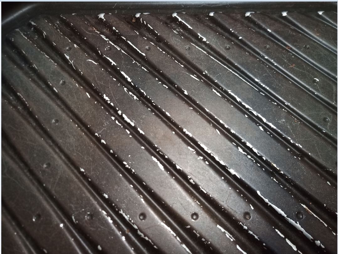 ビストロのグリル皿の消耗